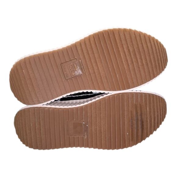 Dolce Vita Womens Devlin Sneaker Puffer High Top Platform Nylon Black Zip Size 9 - Picture 5 of 10